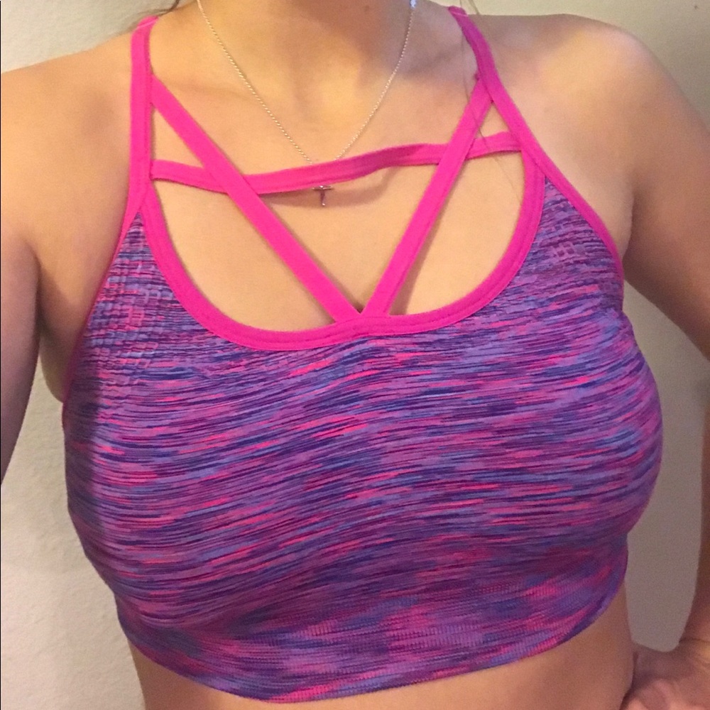 Sports bra
